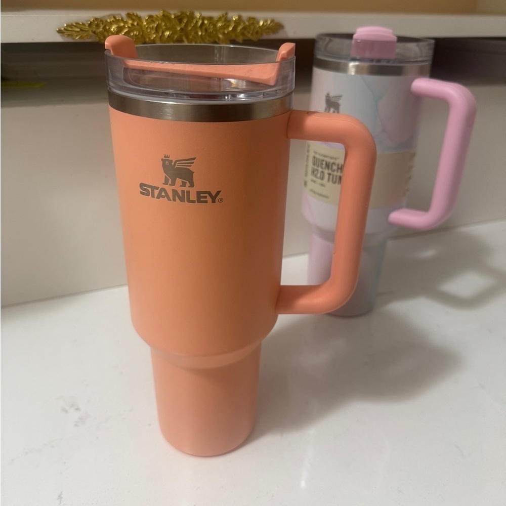 Stanley Coral Orange Insulated Travel Mug with Handle - Picture 3 of 12